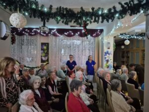 Karácsonyi ünnepség a gondozóházban